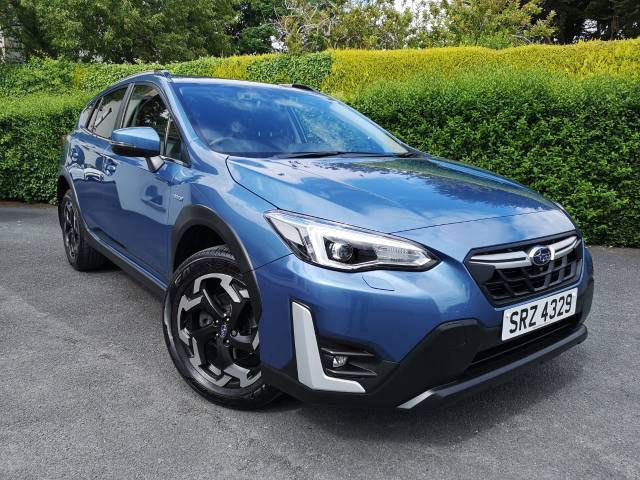 Subaru XV 2.0 𝐕𝐄𝐇𝐈𝐂𝐋𝐄 𝐑𝐄𝐒𝐄𝐑𝐕𝐄𝐃 Hatchback Petrol / Electric Hybrid Blue