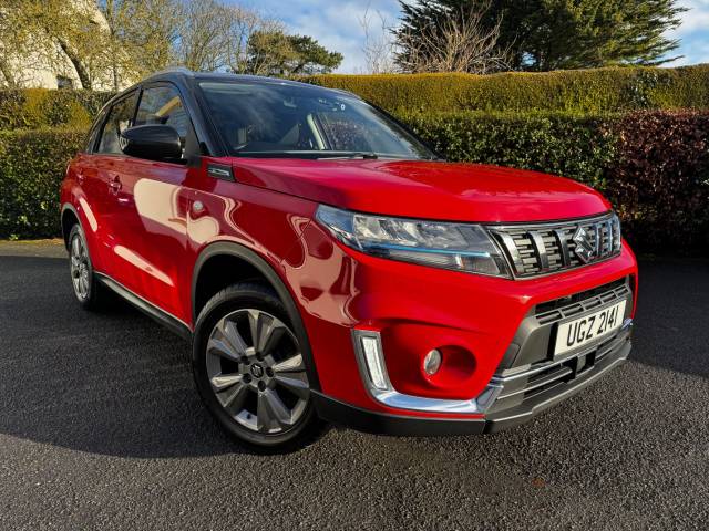 Suzuki Vitara 1.4 𝐕𝐄𝐇𝐈𝐂𝐋𝐄 𝐑𝐄𝐒𝐄𝐑𝐕𝐄𝐃 Hatchback Petrol Red